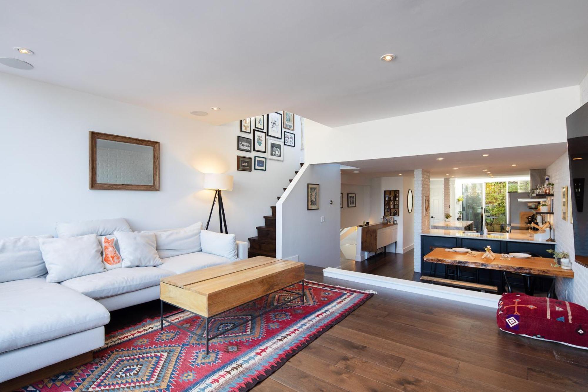 Stunning Views Penthouse Apartment