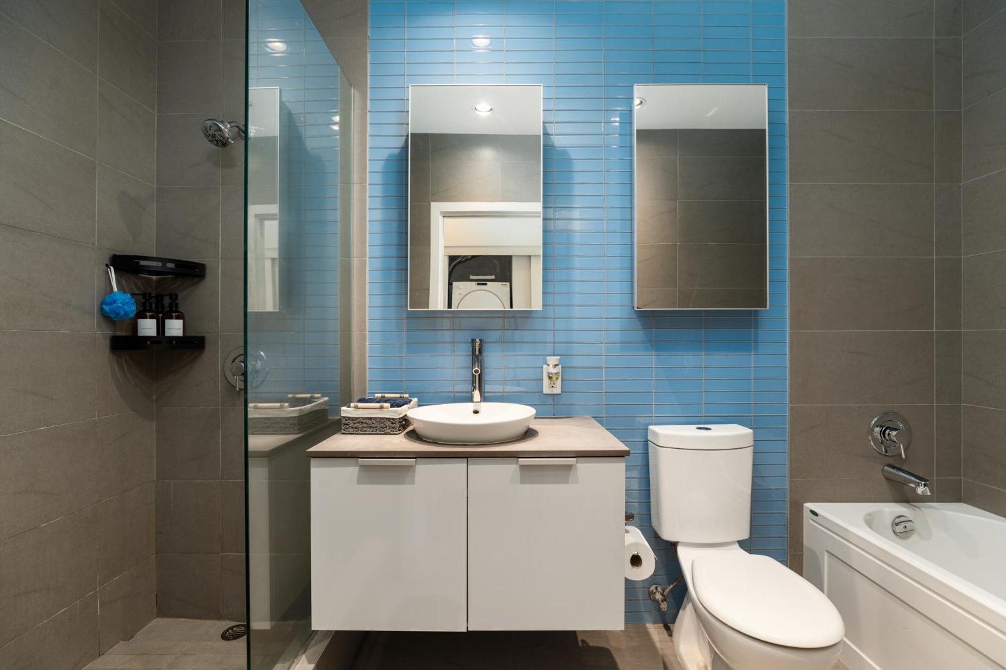 Skyhome In Gastown Amazing Ocean&mountain Views Apartment *