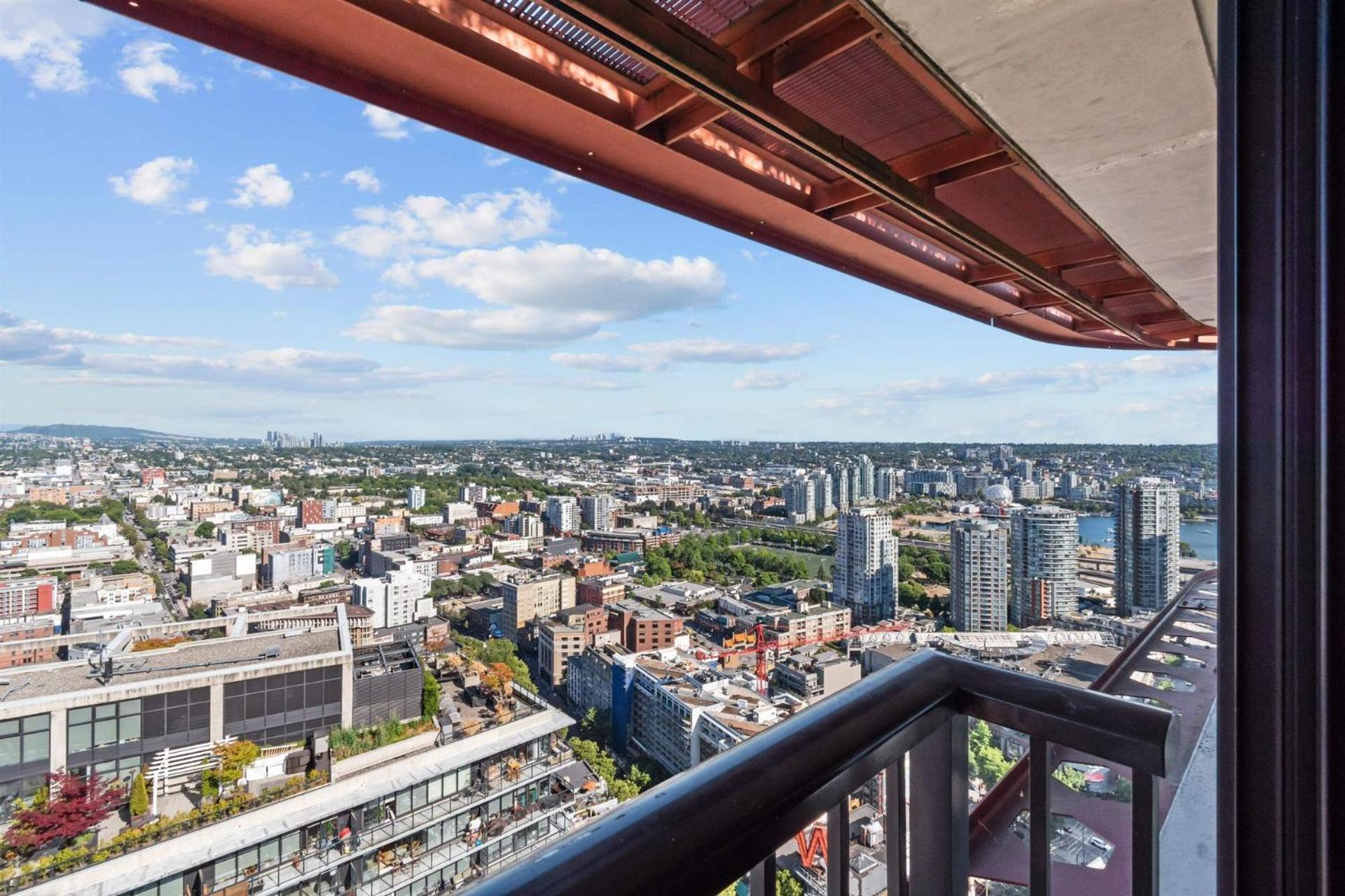 Skyhome In Gastown Amazing Ocean&mountain Views Vancouver