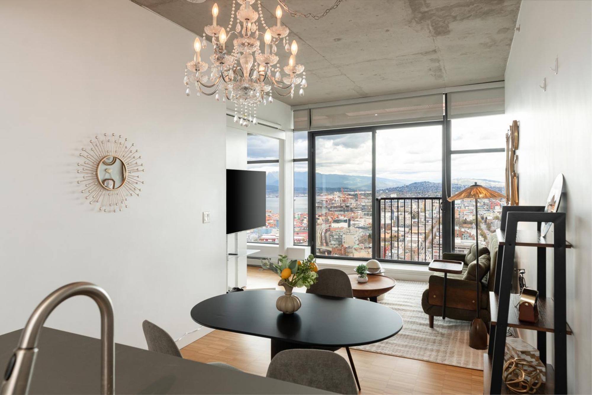 Skyhome In Gastown Amazing Ocean&mountain Views Apartment *