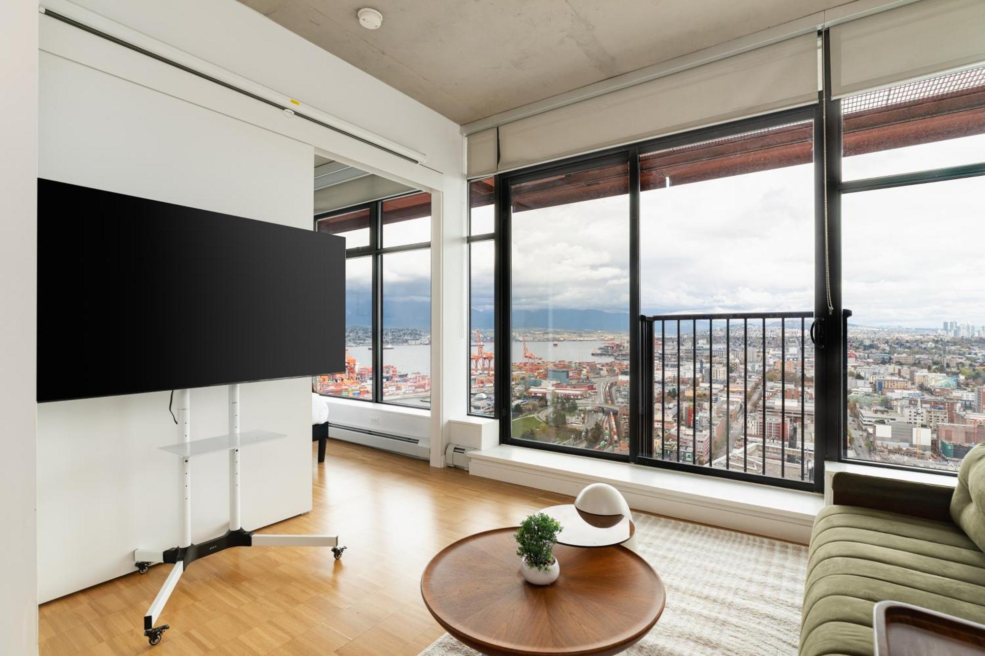 Skyhome In Gastown Amazing Ocean&mountain Views Apartment Vancouver