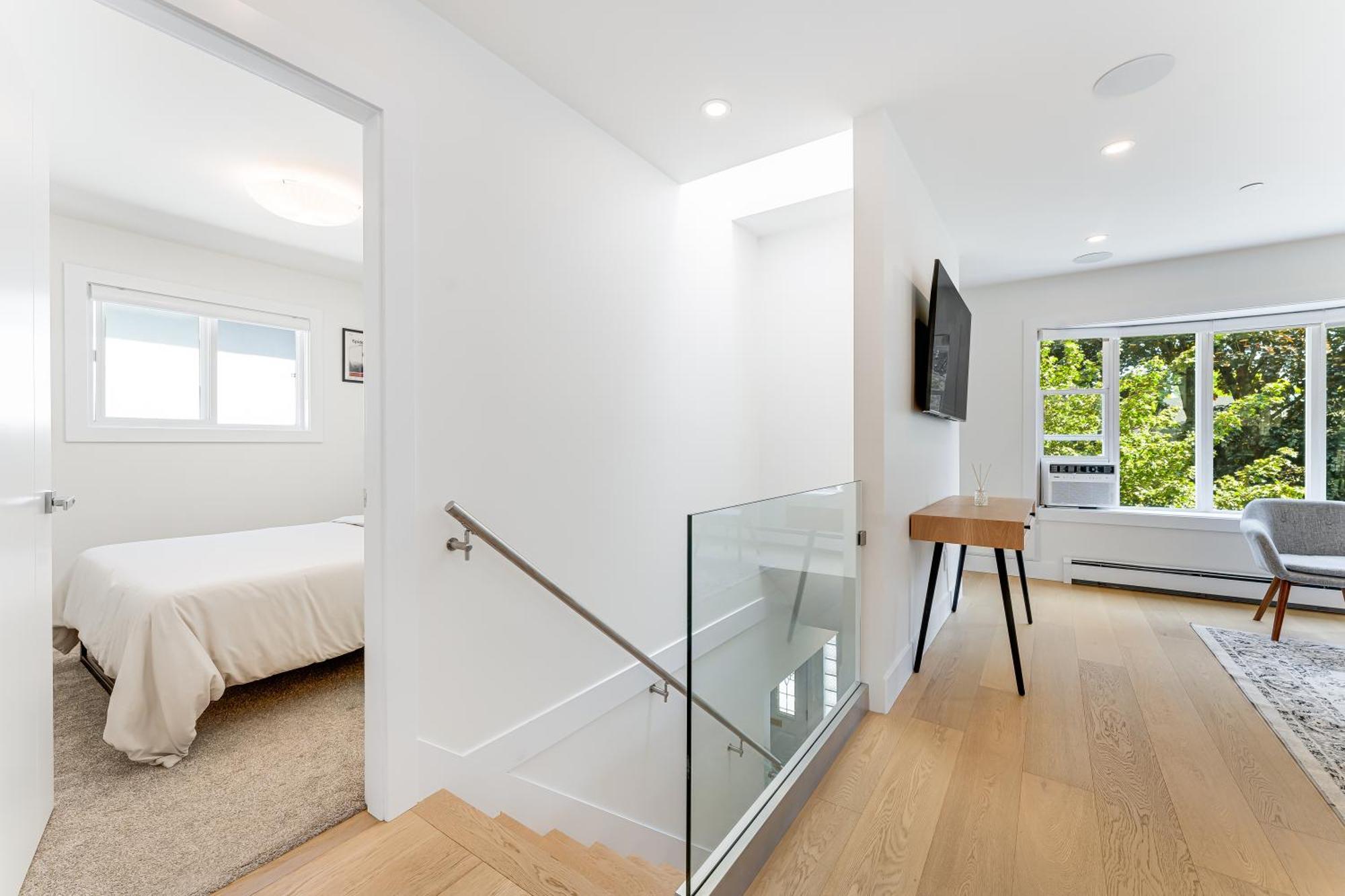 Riley Park-modern 4 Bedroom Home, Location