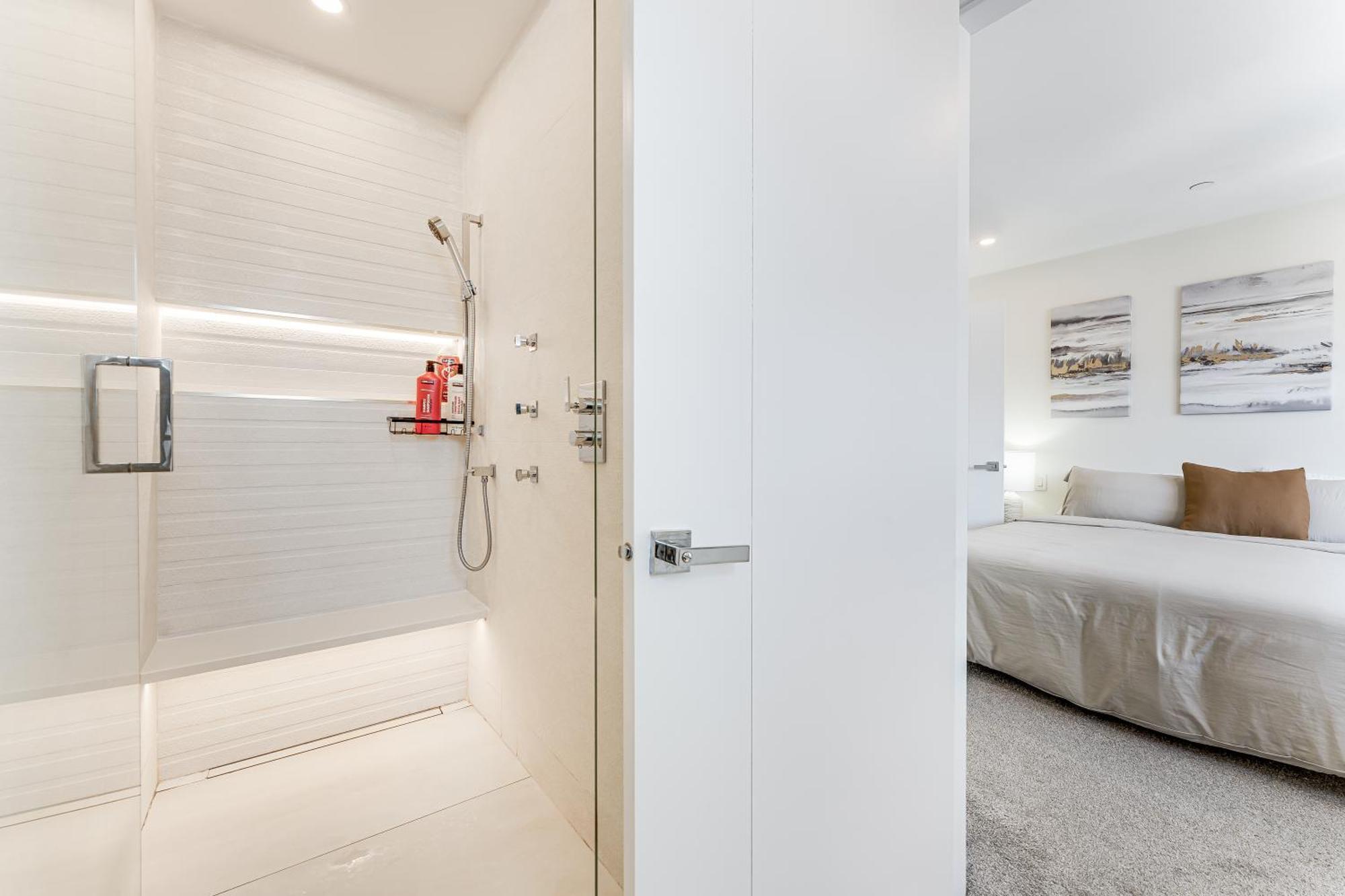 Holiday home Riley Park-modern 4 Bedroom Home, Location