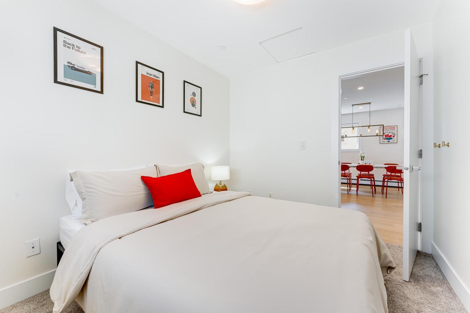 Riley Park-modern 4 Bedroom Home, Location Holiday home Vancouver
