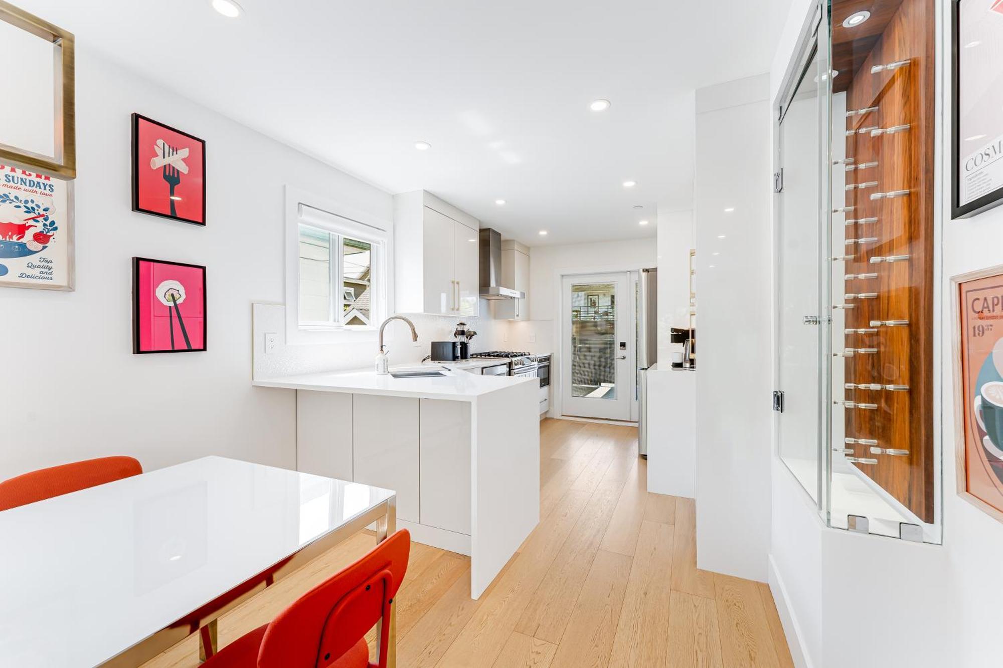 Riley Park-modern 4 Bedroom Home, Location Holiday home *