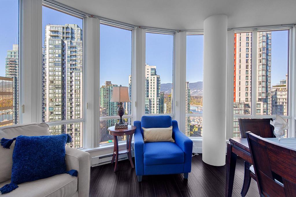 Apartment Gorgeous Harbour Haven - Stylish 3 Bedroom Retreat - The Best Location Downtown!