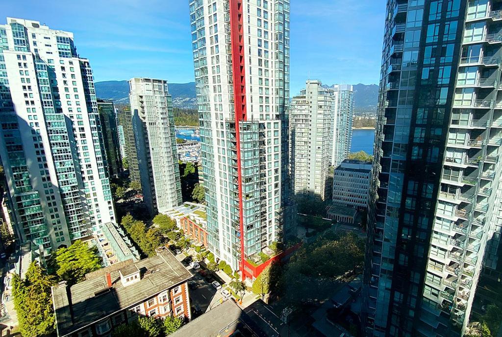 Gorgeous Harbour Haven - Stylish 3 Bedroom Retreat - The Best Location Downtown! * Vancouver