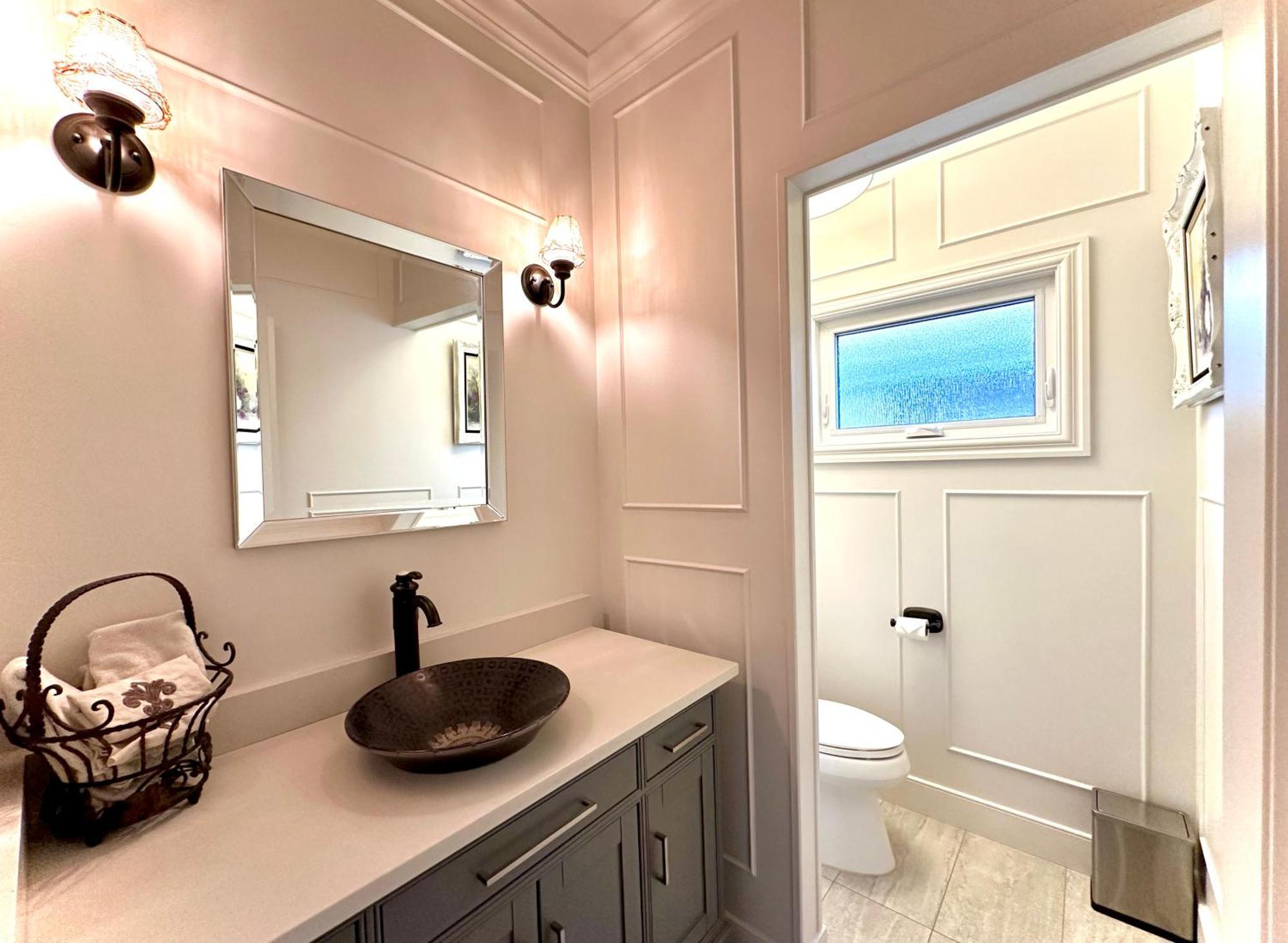 Villa Spacious 5br 3ba Guest - 10 Min To Dt - Pet Friendly, Free Parking