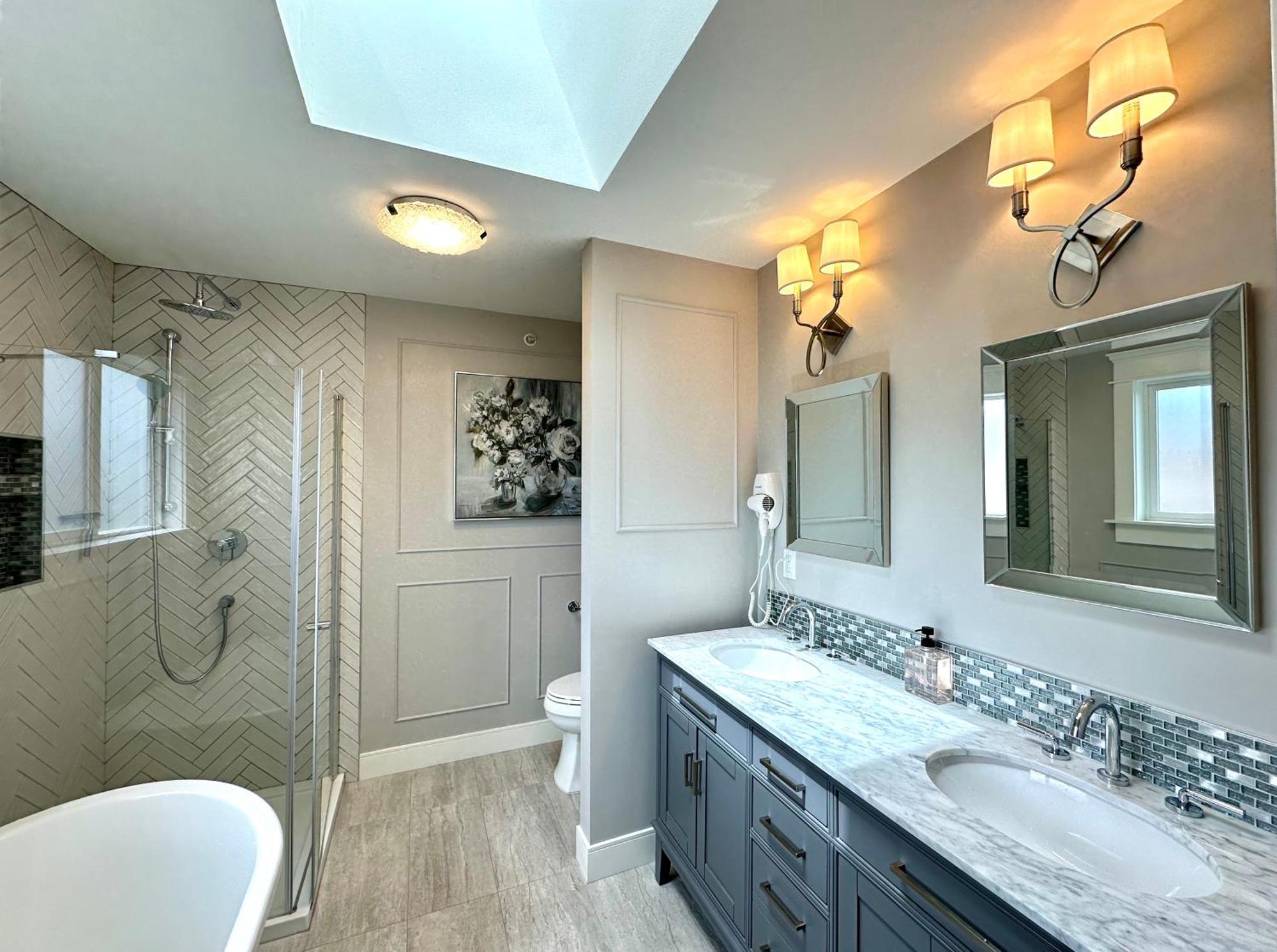 Villa Spacious 5br 3ba Guest - 10 Min To Dt - Pet Friendly, Free Parking *