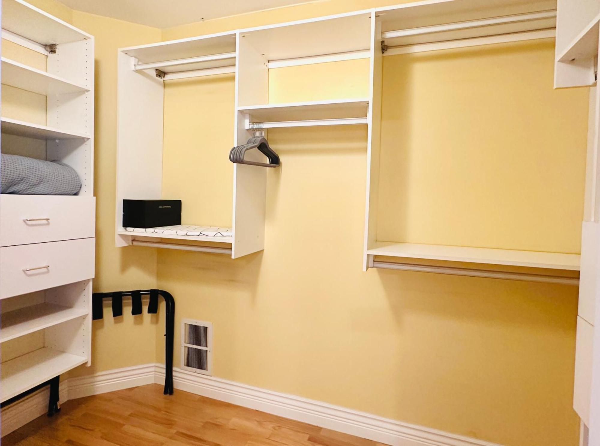Spacious 5br 3ba Guest - 10 Min To Dt - Pet Friendly, Free Parking *
