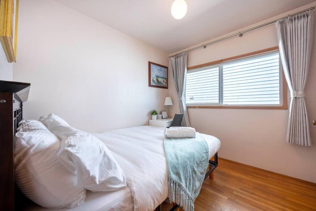 Romantic Getaway Near The Heart Of Vancouver Vancouver