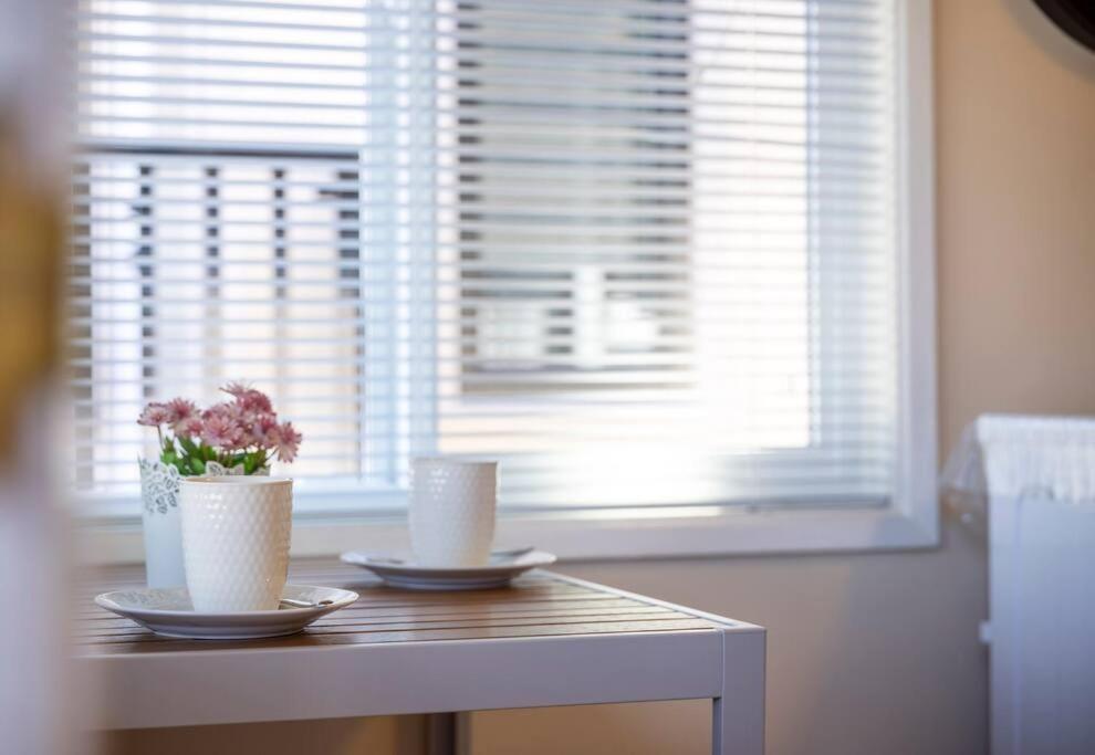 Romantic Getaway Near The Heart Of Vancouver Vancouver