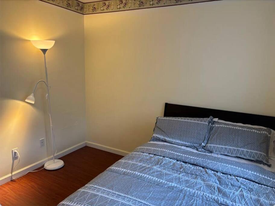 Holiday home Charming 2-bd Private Entrance In Vancouver