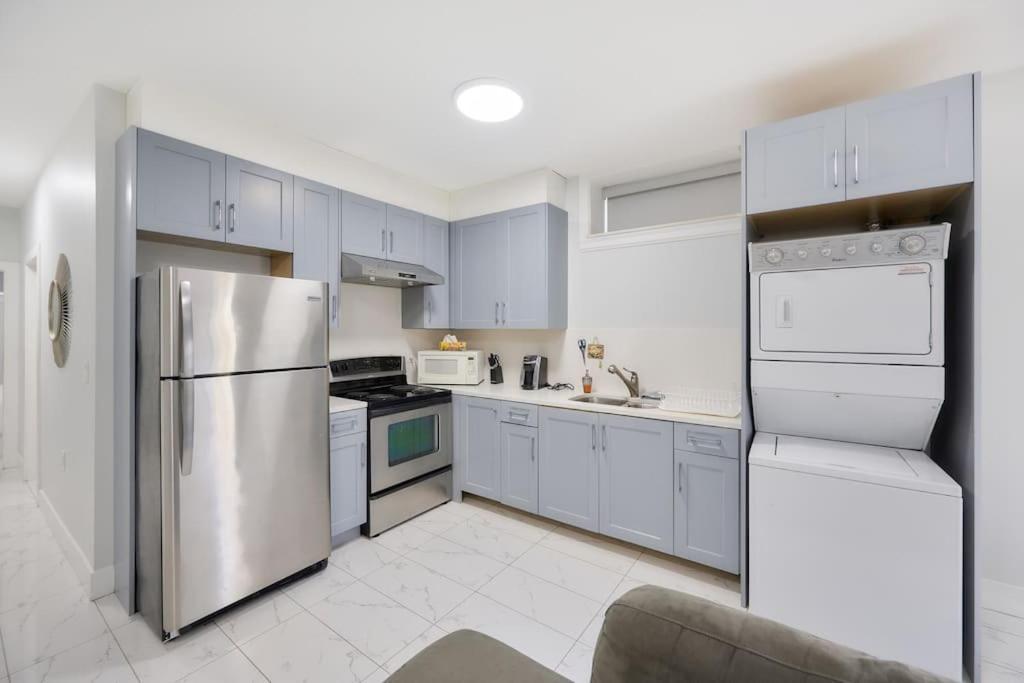 Basement In Apartment Vancouver