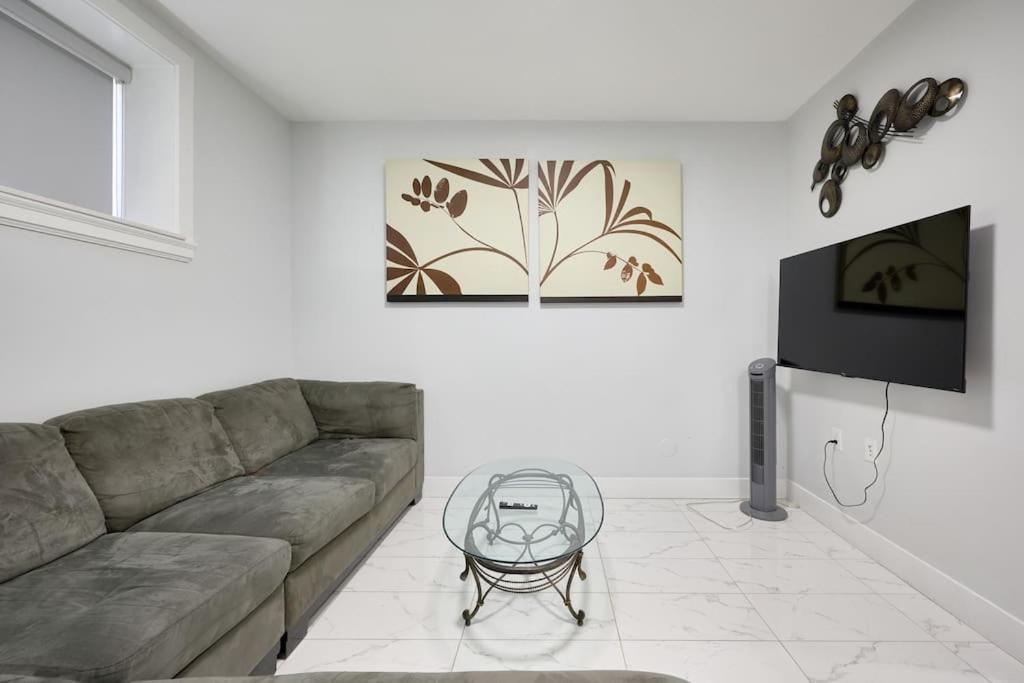 Apartment Basement In Vancouver