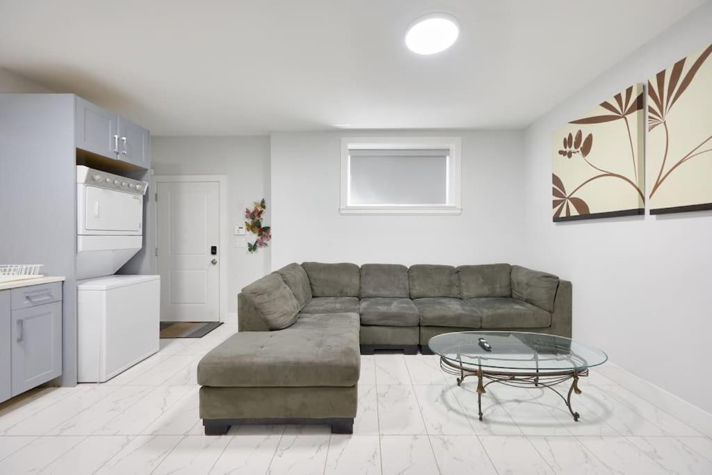 Basement In * Vancouver