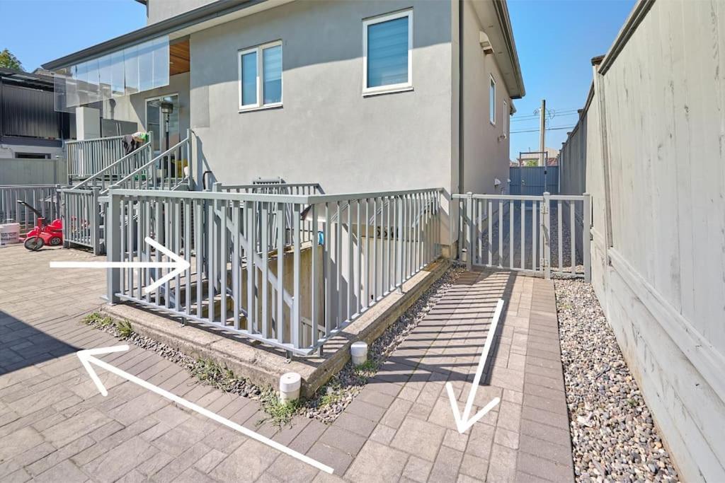 Basement In * Vancouver