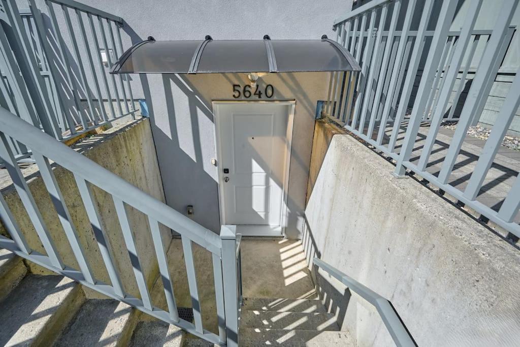 Basement In Apartment Vancouver