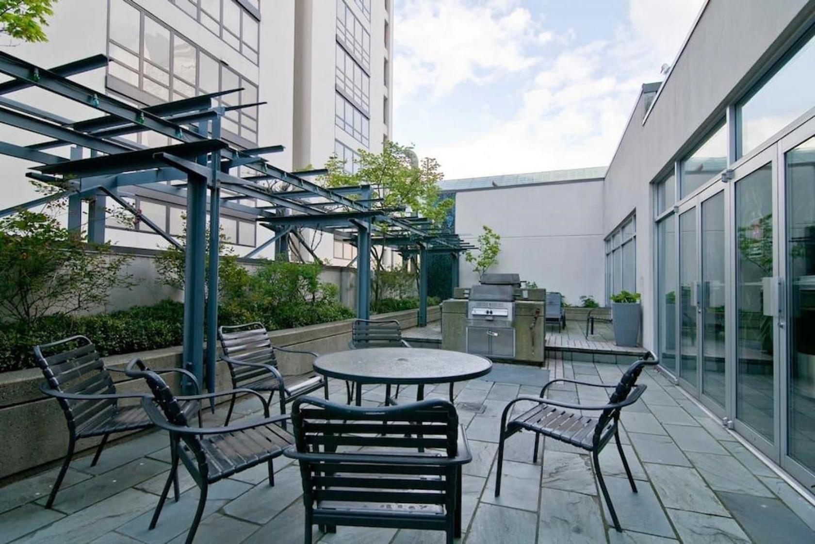 Yaletown Downtown Center * Vancouver