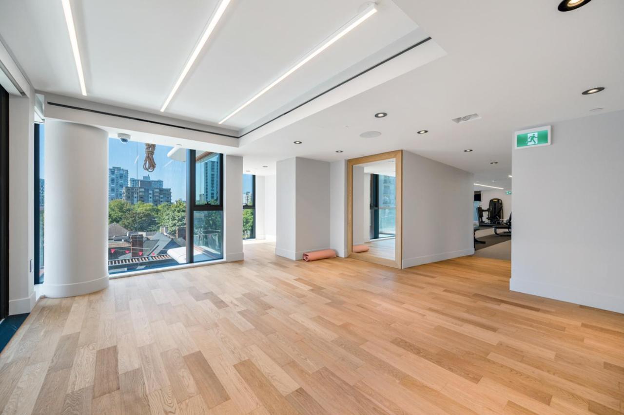 Luxury High-rise With Stunning Views