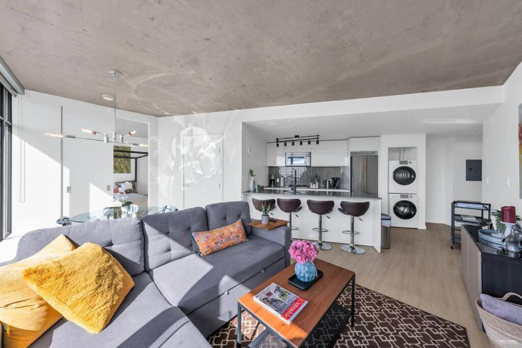 Apartment Skyview, 40th Floor! 2br In Downtown *