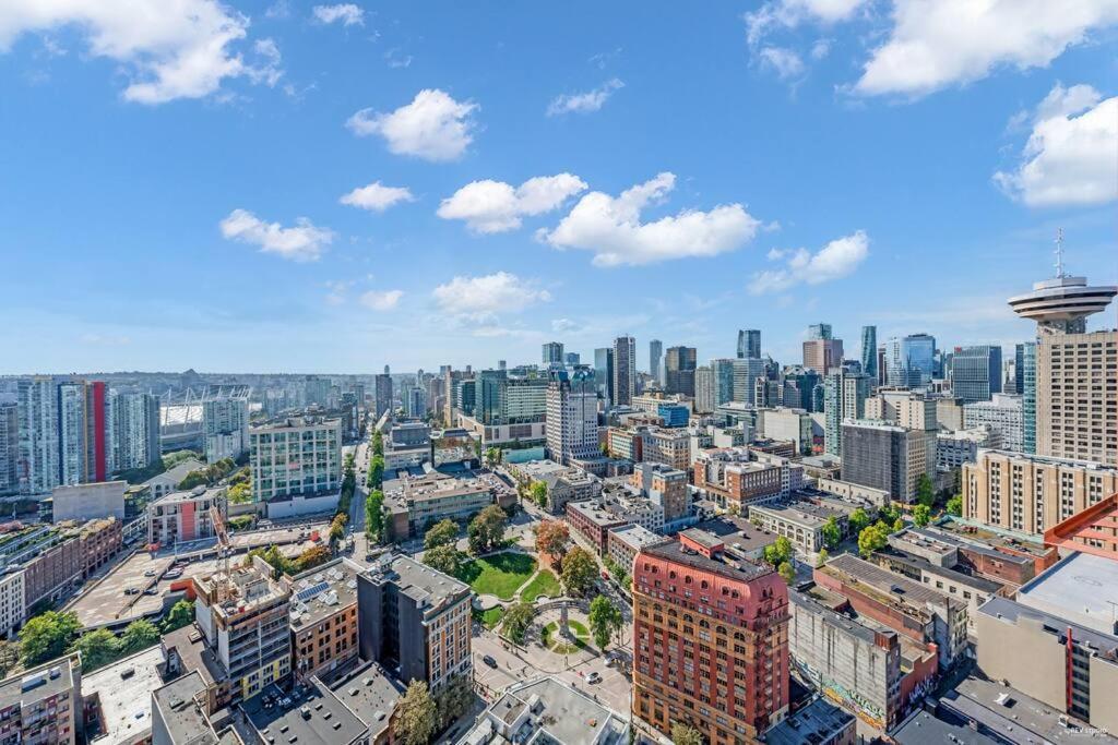 Apartment Skyview, 40th Floor! 2br In Downtown Vancouver