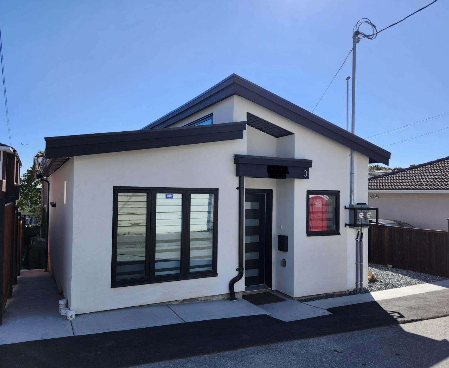 & Modern Whole House In Vancouver