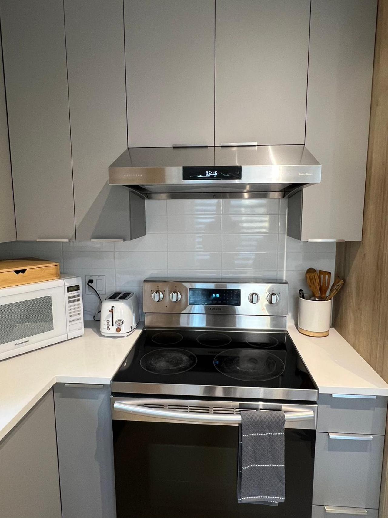 Homestay Waverley Guest In Vancouver