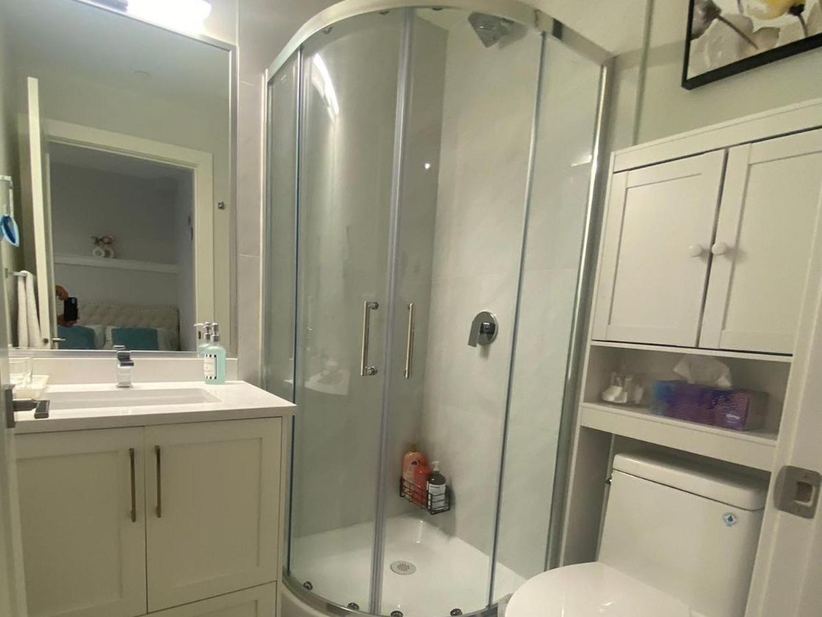 Cozy Private Near Yvr Airport Holiday home Vancouver