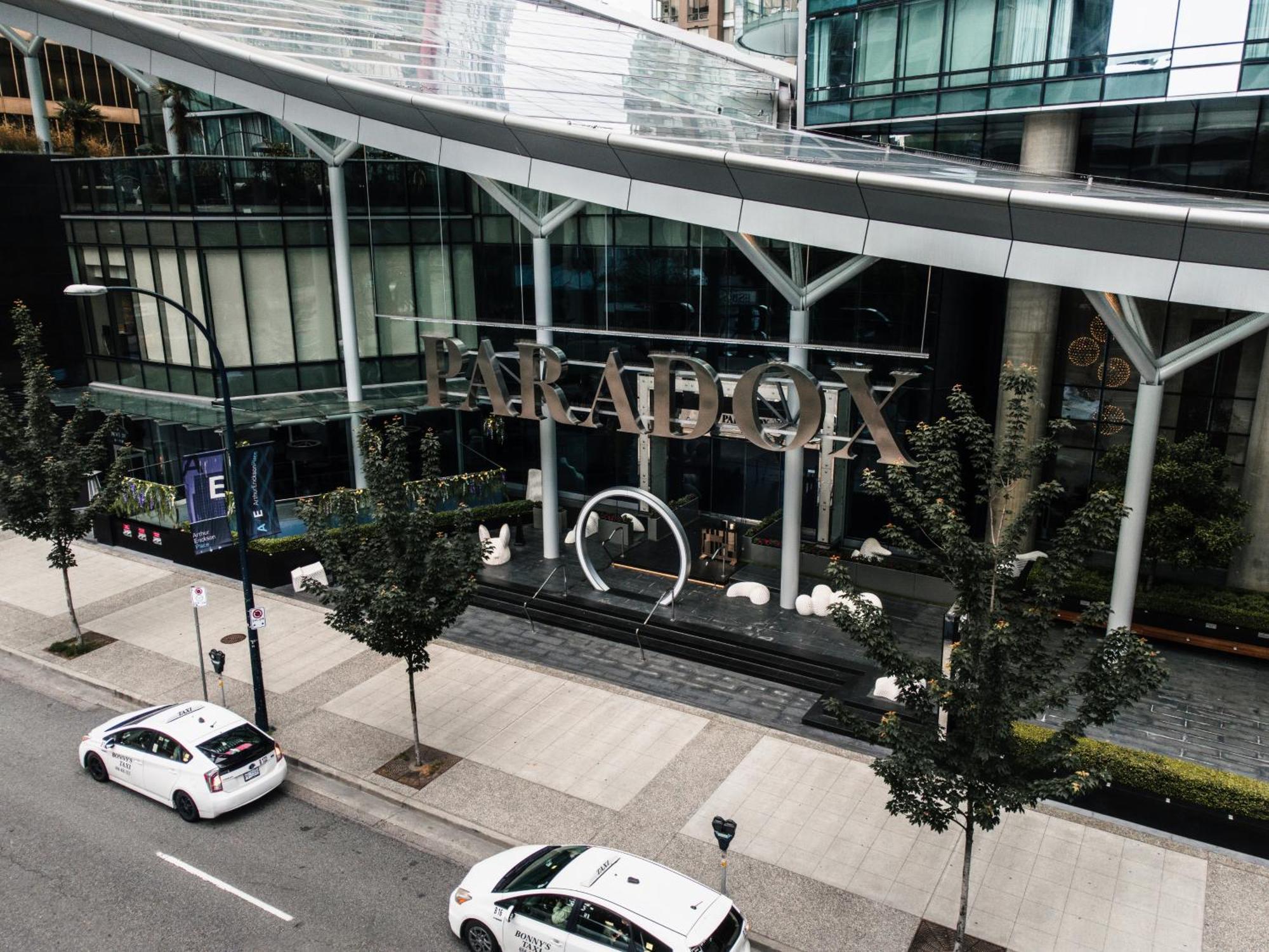 Paradox Hotel Vancouver Hotel 4*