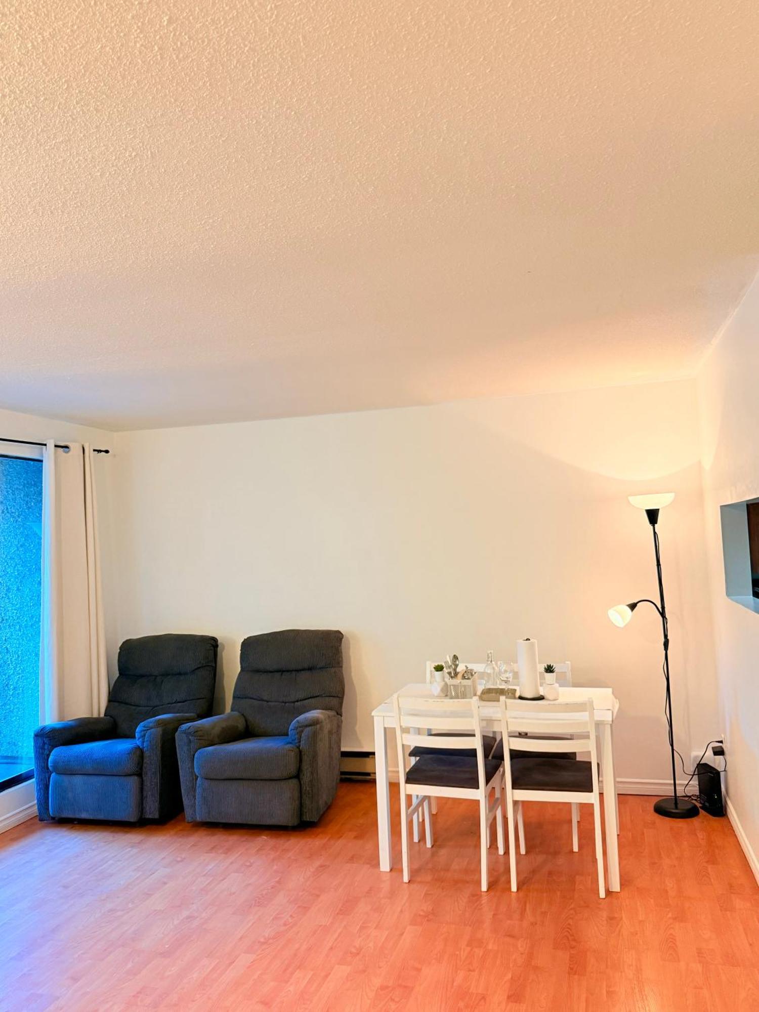 Private In The Heart Of The Apartment *