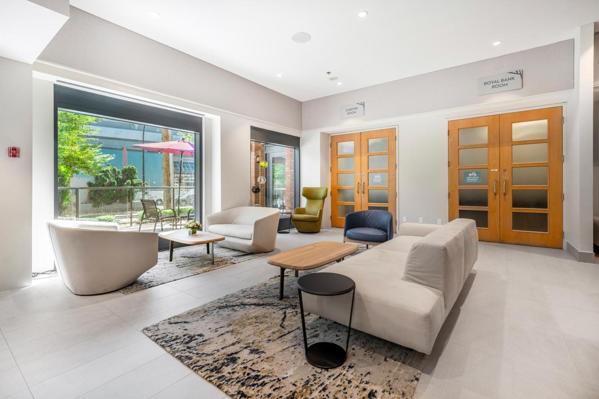 Hotel Ywca 3*