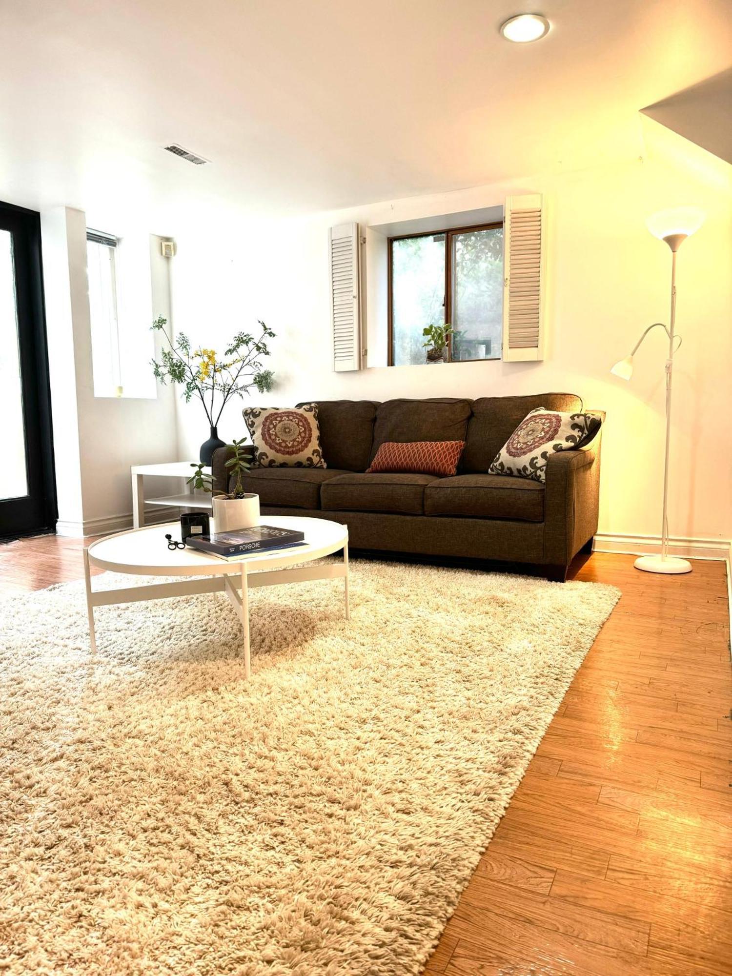 Charming Private Kitsilano Vancouver