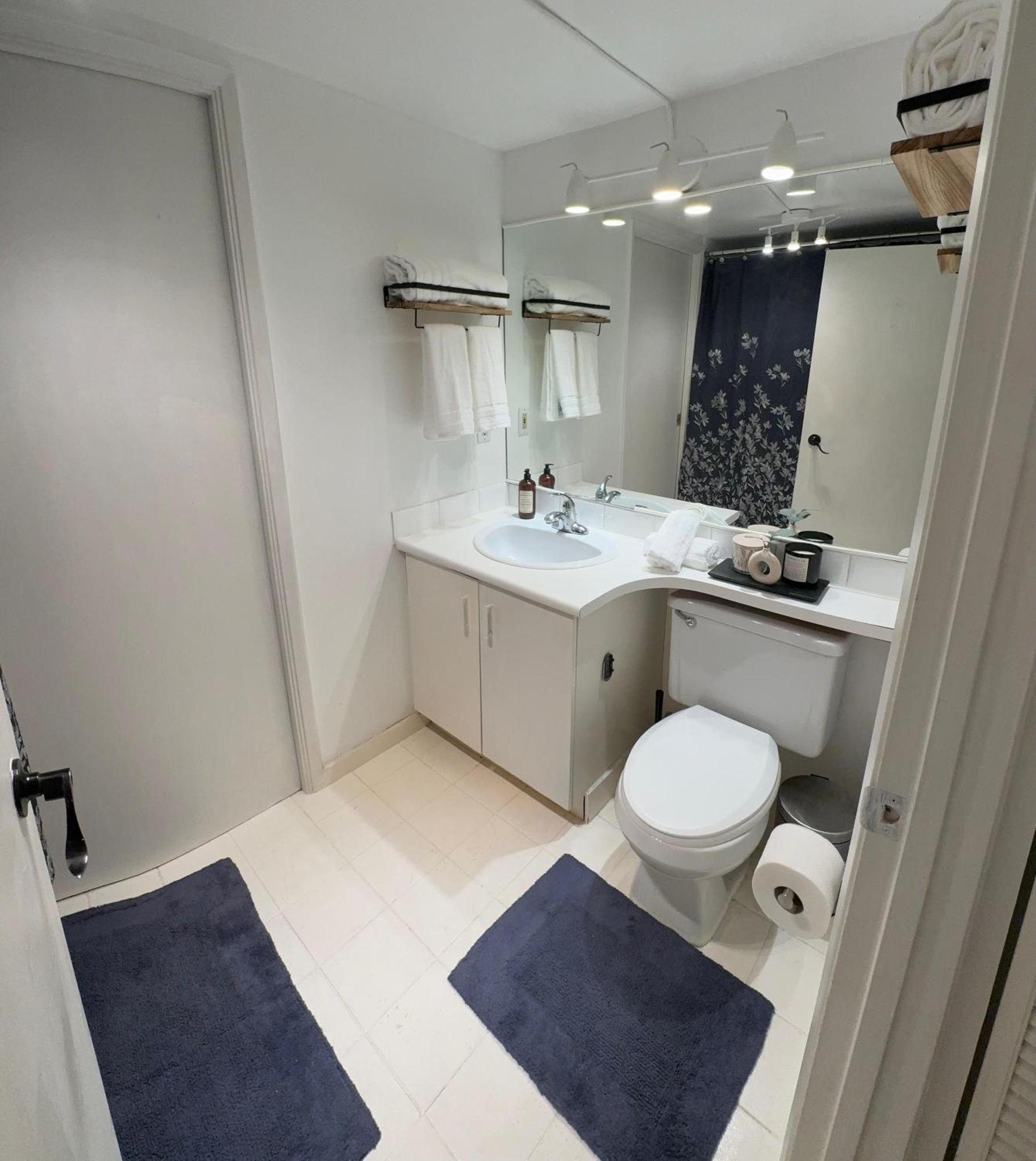 Charming Private Kitsilano * Vancouver