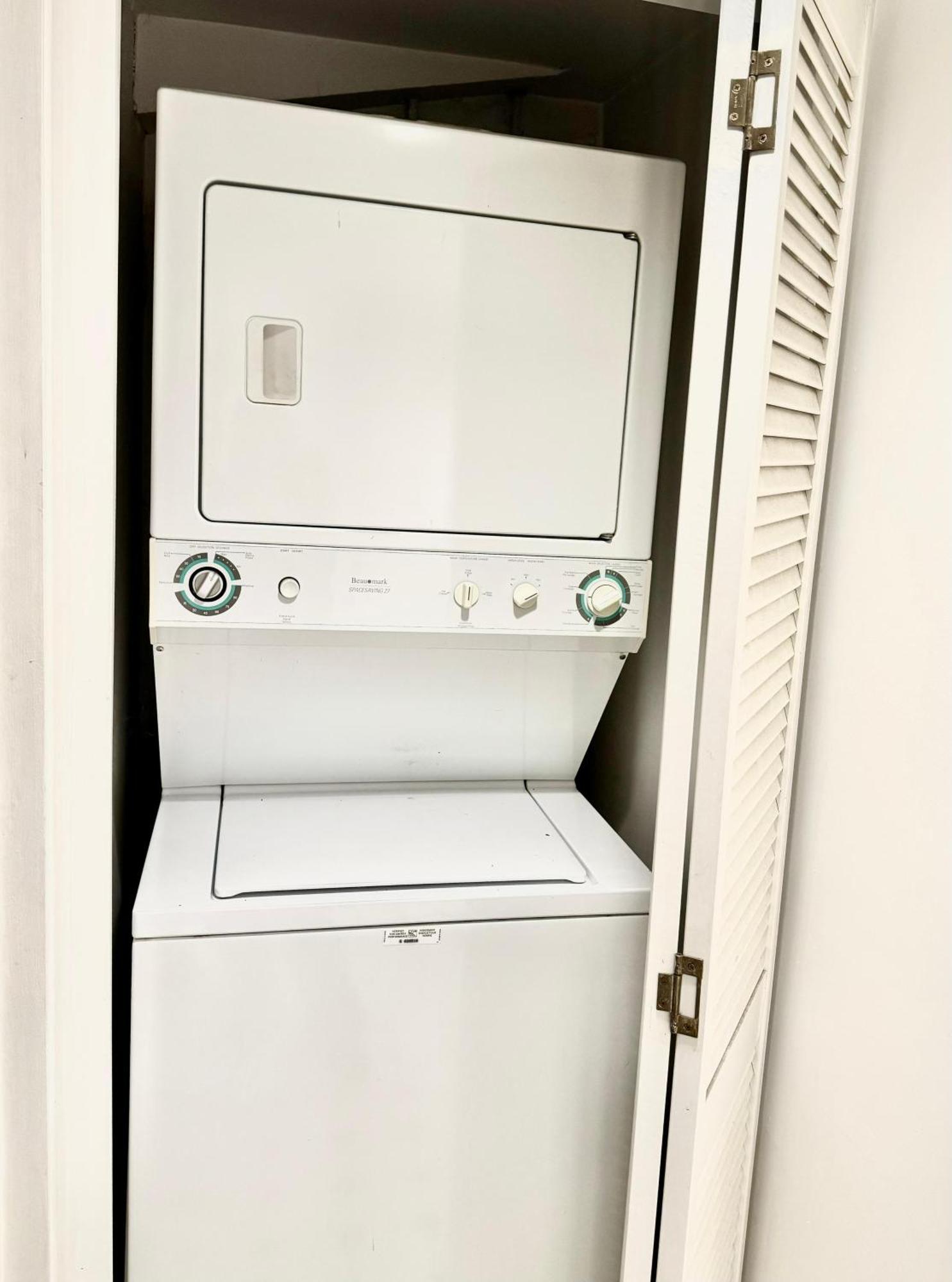 Charming Private Kitsilano Vancouver