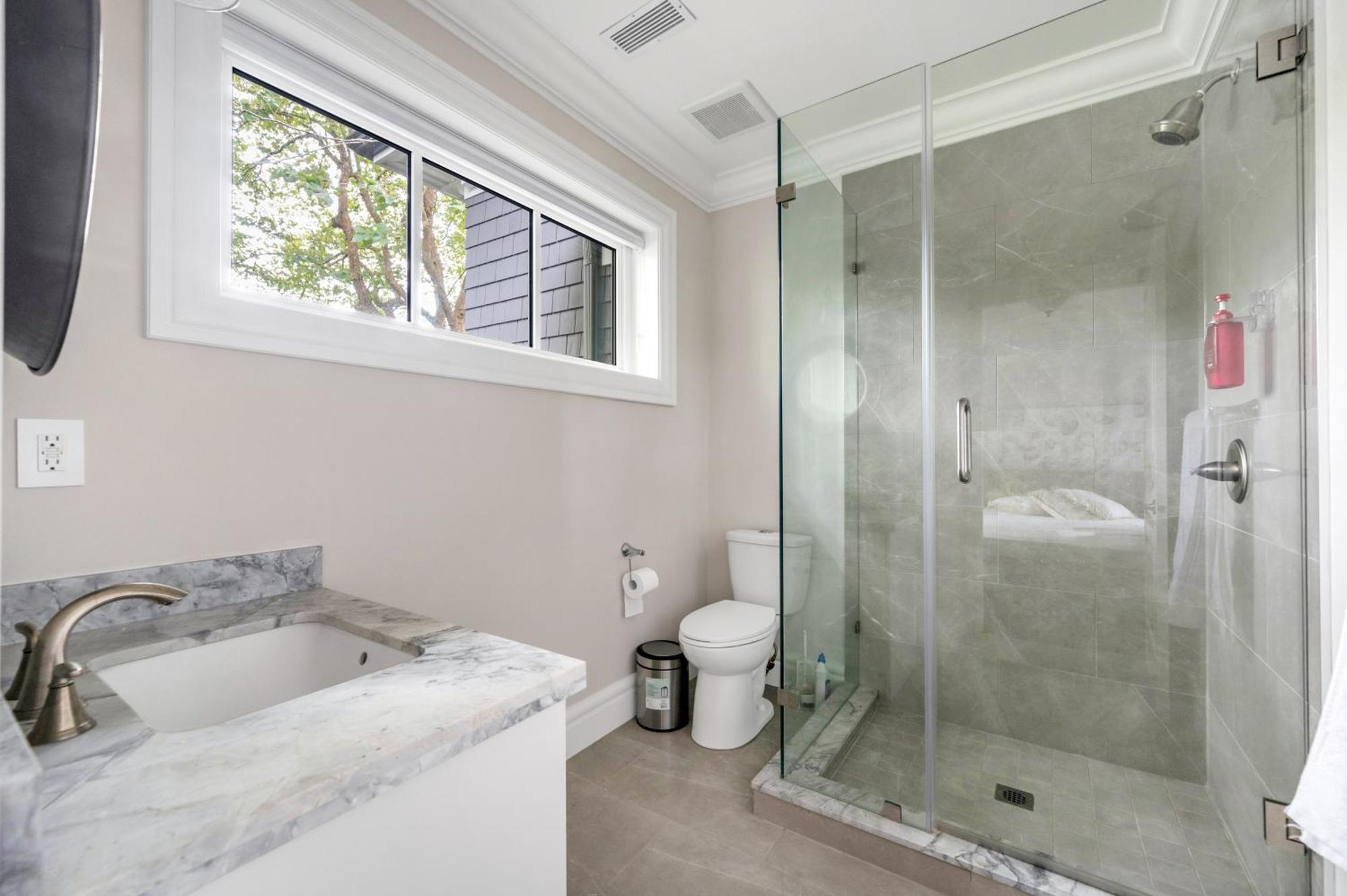 Experience Comfort Convenience Shared House Vancouver