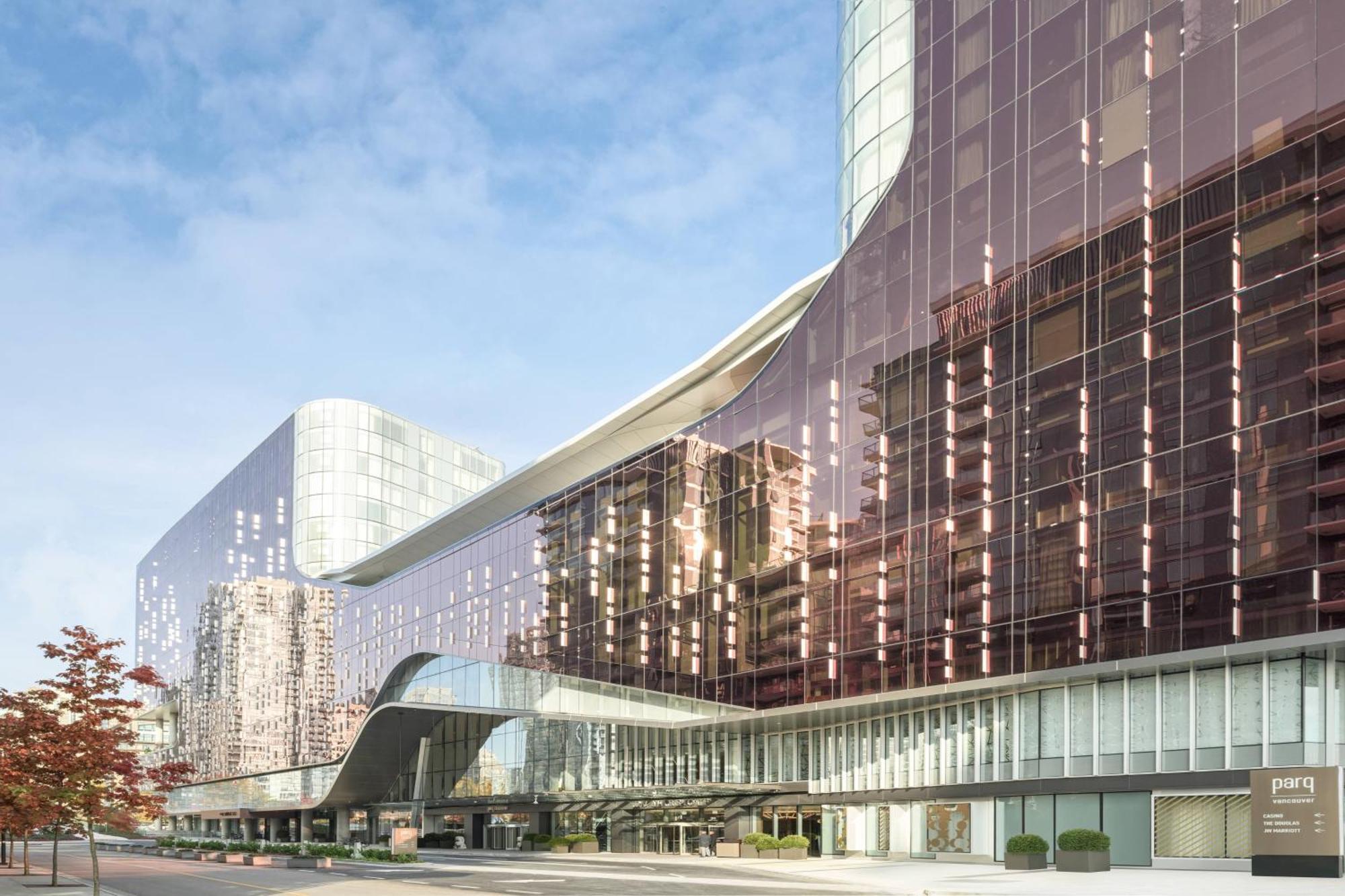 Jw Marriott Parq Hotel 5*