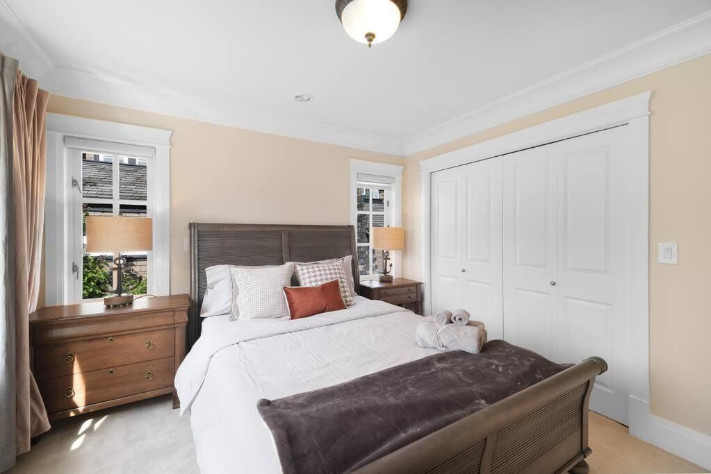Luxury 4 Beds Ocean-view House Center Of *