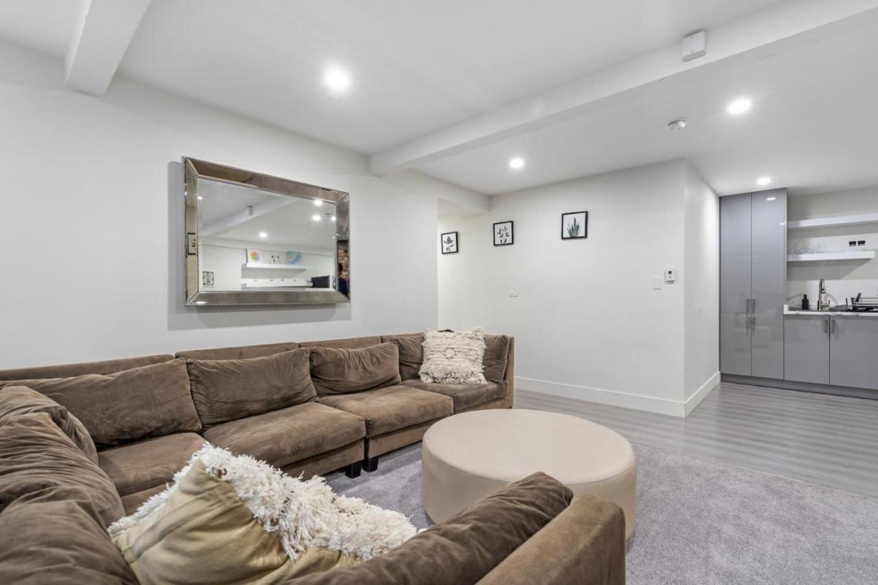 Cozy Basement With Skylights Vancouver