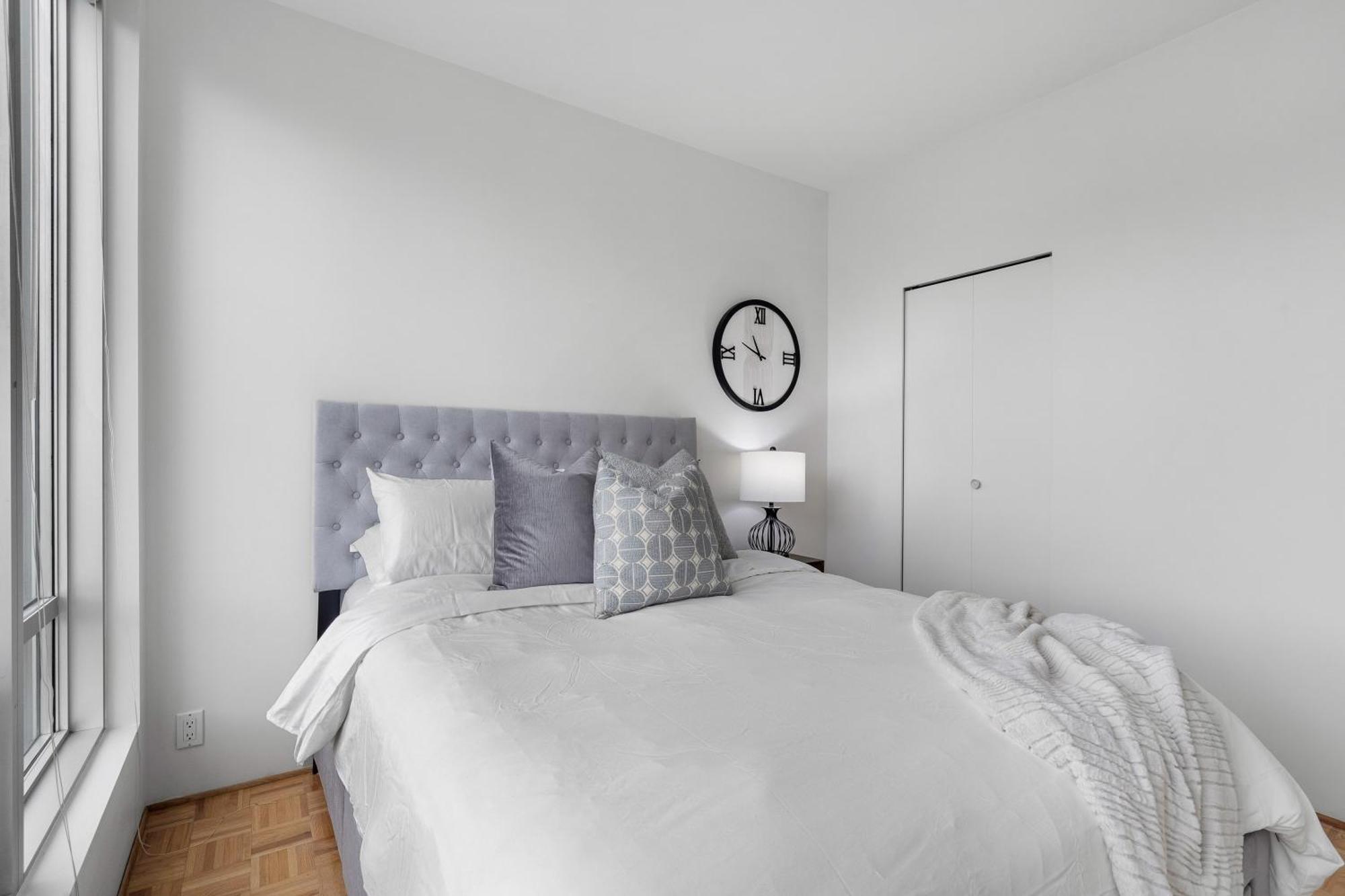 Downtown Highrise Apartment Vancouver