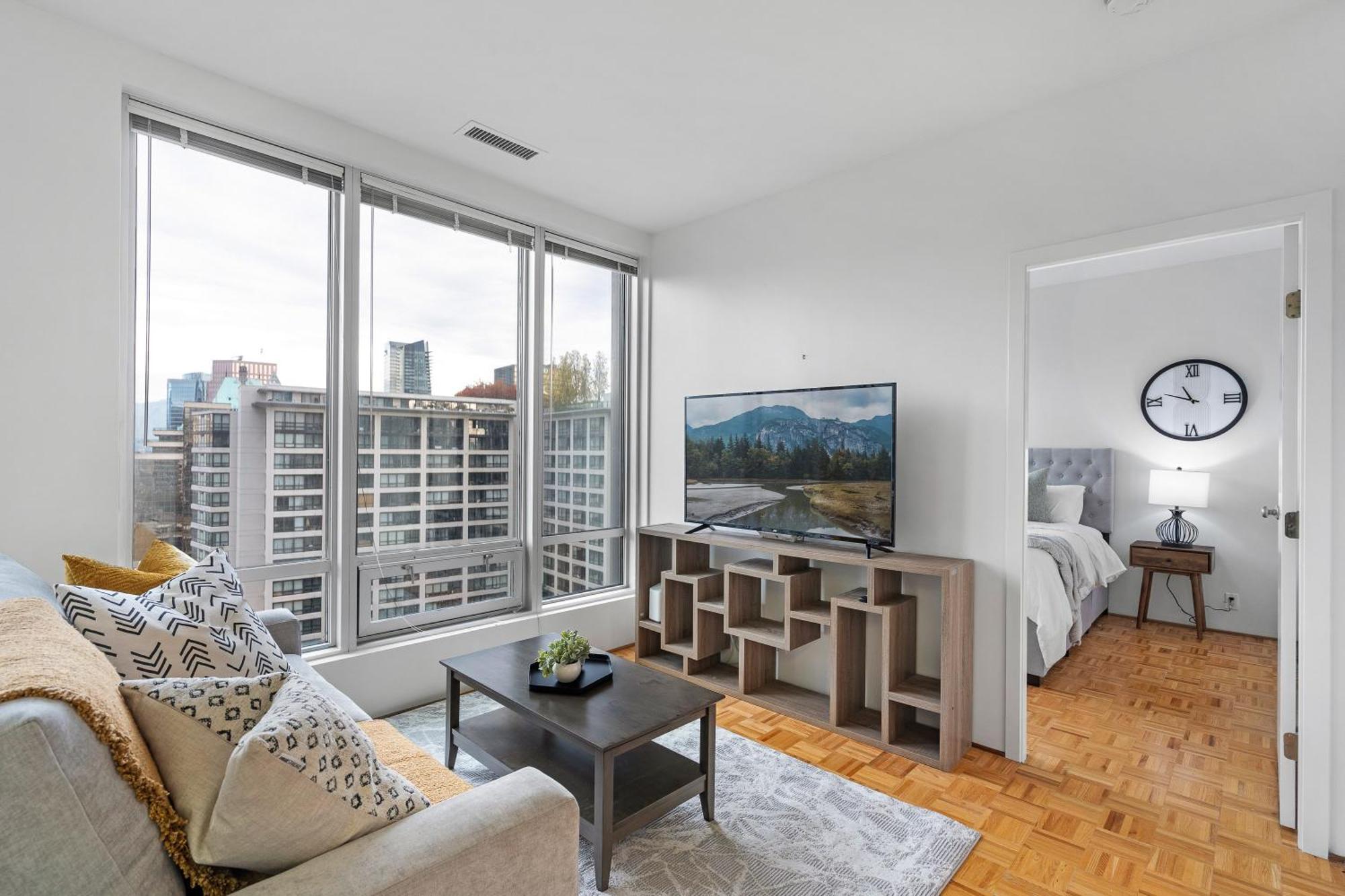 Downtown Highrise Apartment Vancouver