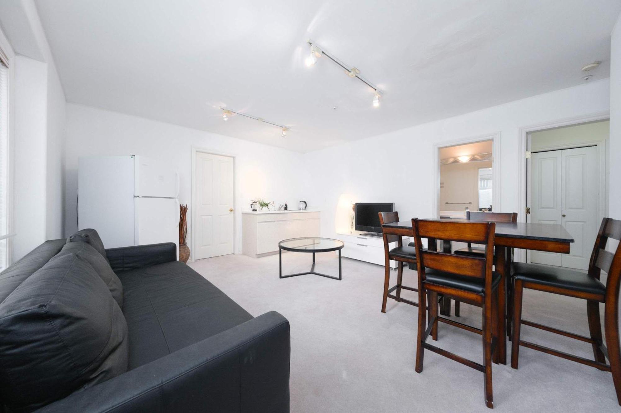 2 Bedroom Basement In Apartment Vancouver