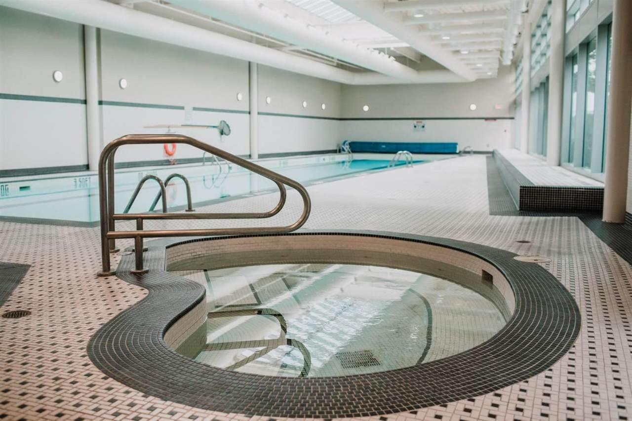 Rogers Arena With Pool Jacuzzi & Sauna Apartment *