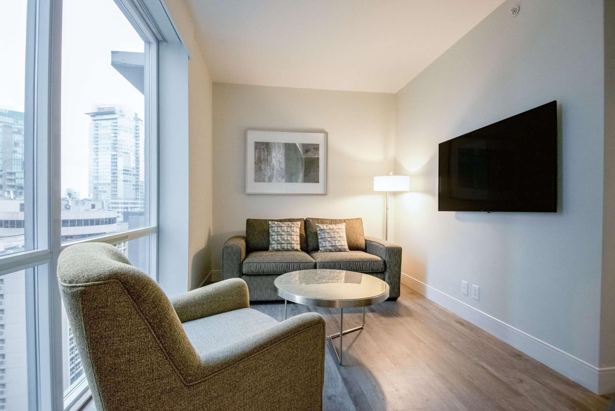 Coast Coal Harbour By Apa 4*