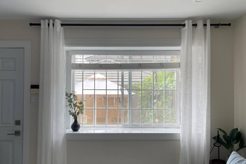 Modern Spacious 1br Minutes Away From Main St Apartment Vancouver