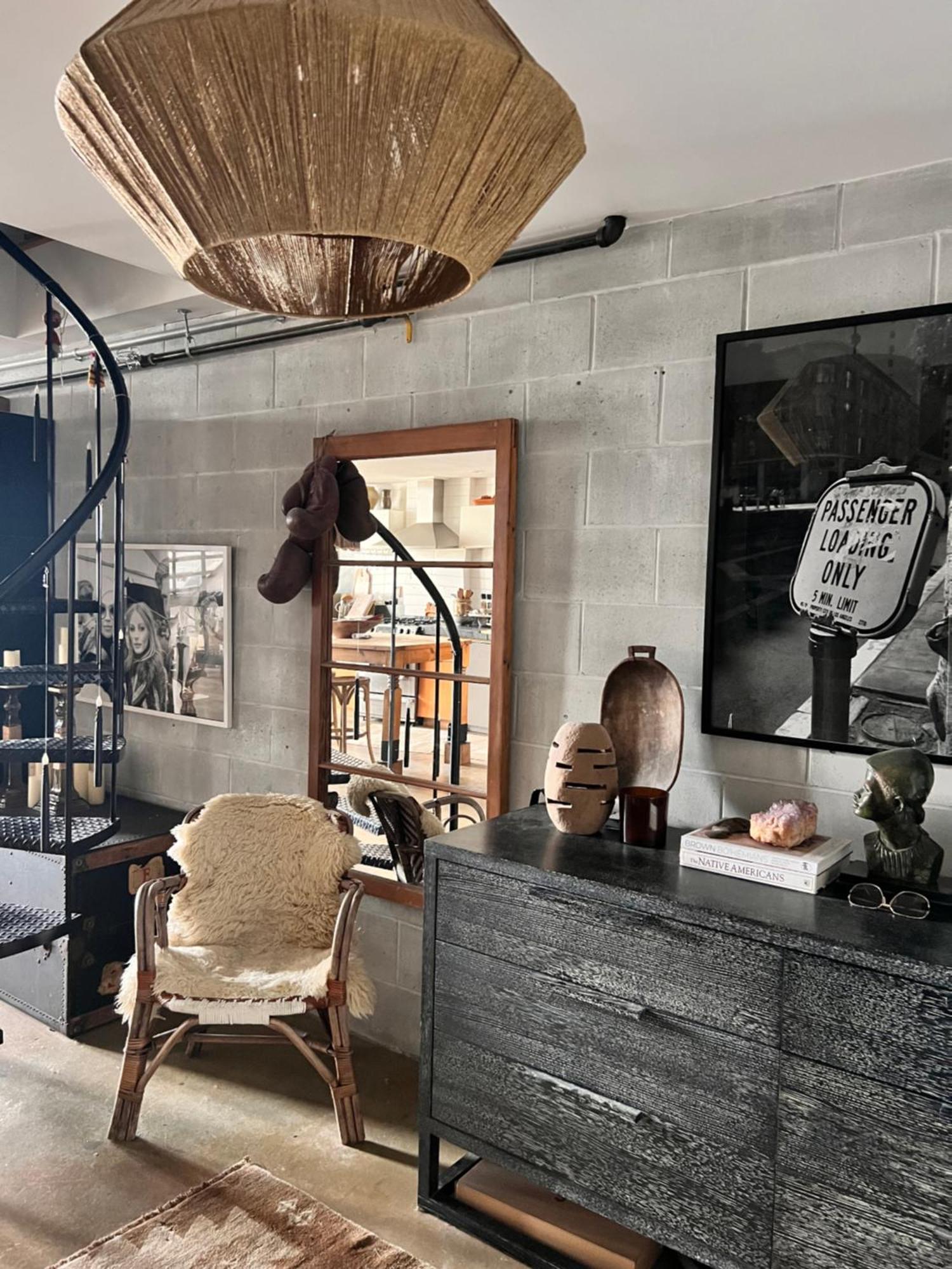 Apartment Elevated, Eclectic 2 Bedroom Loft In Vancouver