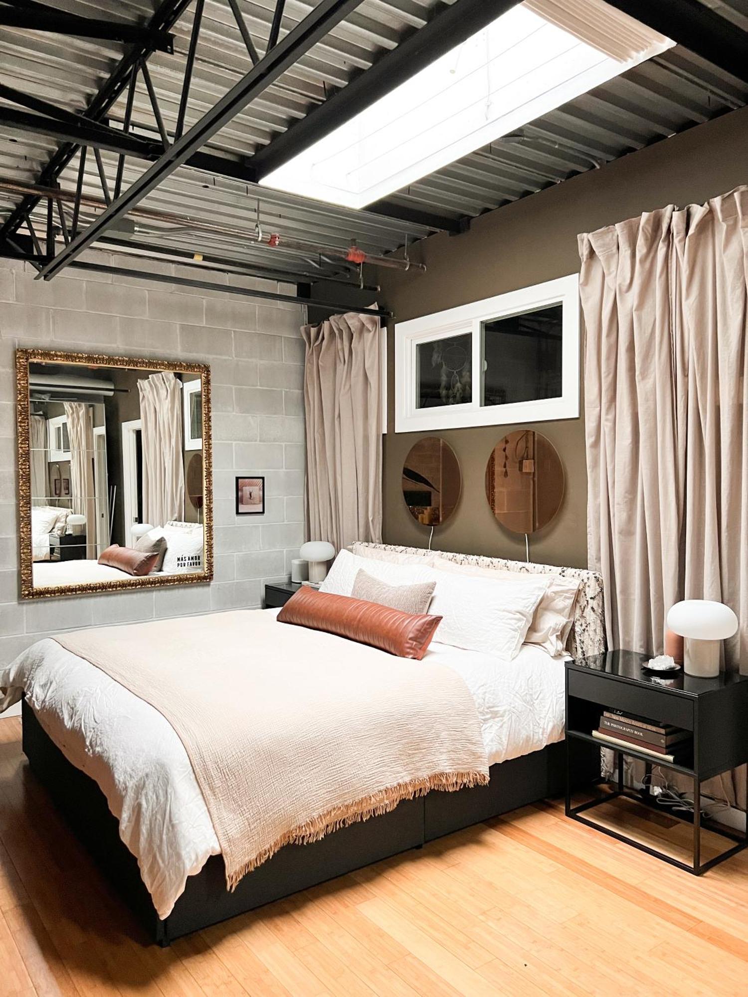 Elevated, Eclectic 2 Bedroom Loft In