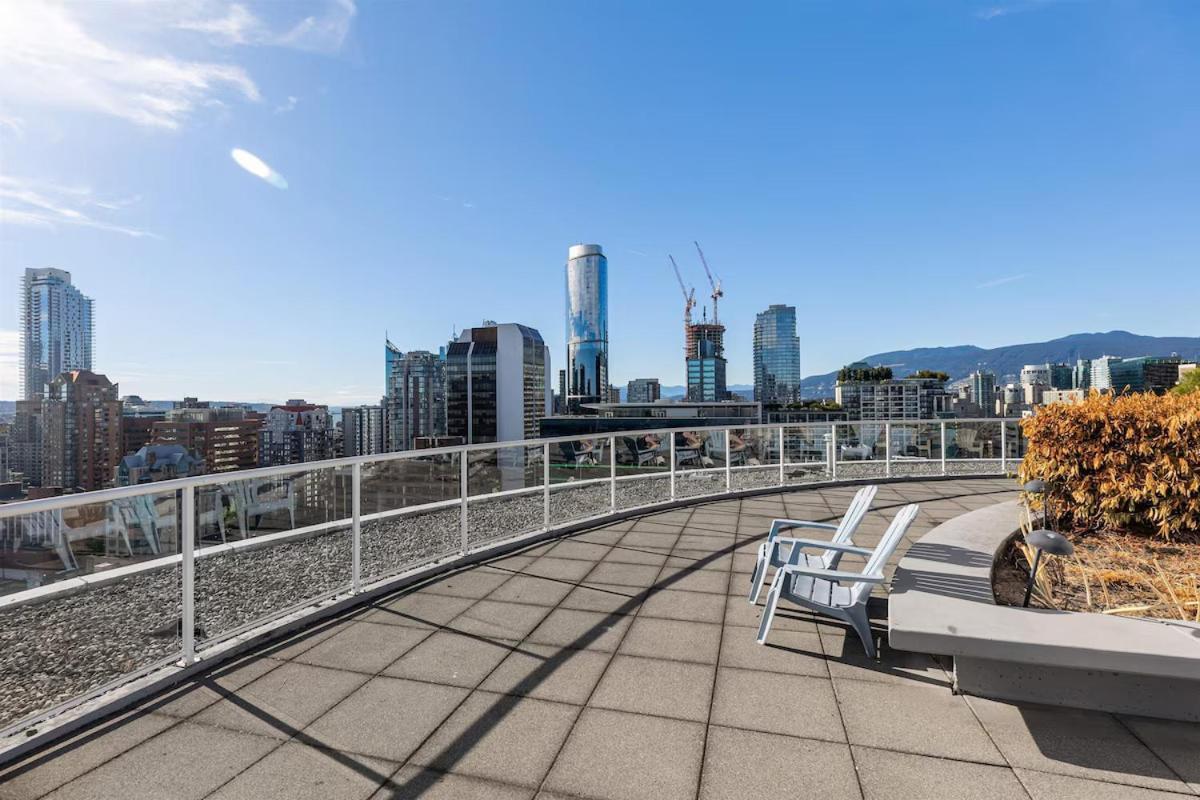 Stylish Two-story Loft With Rooftop Deck Apartment *