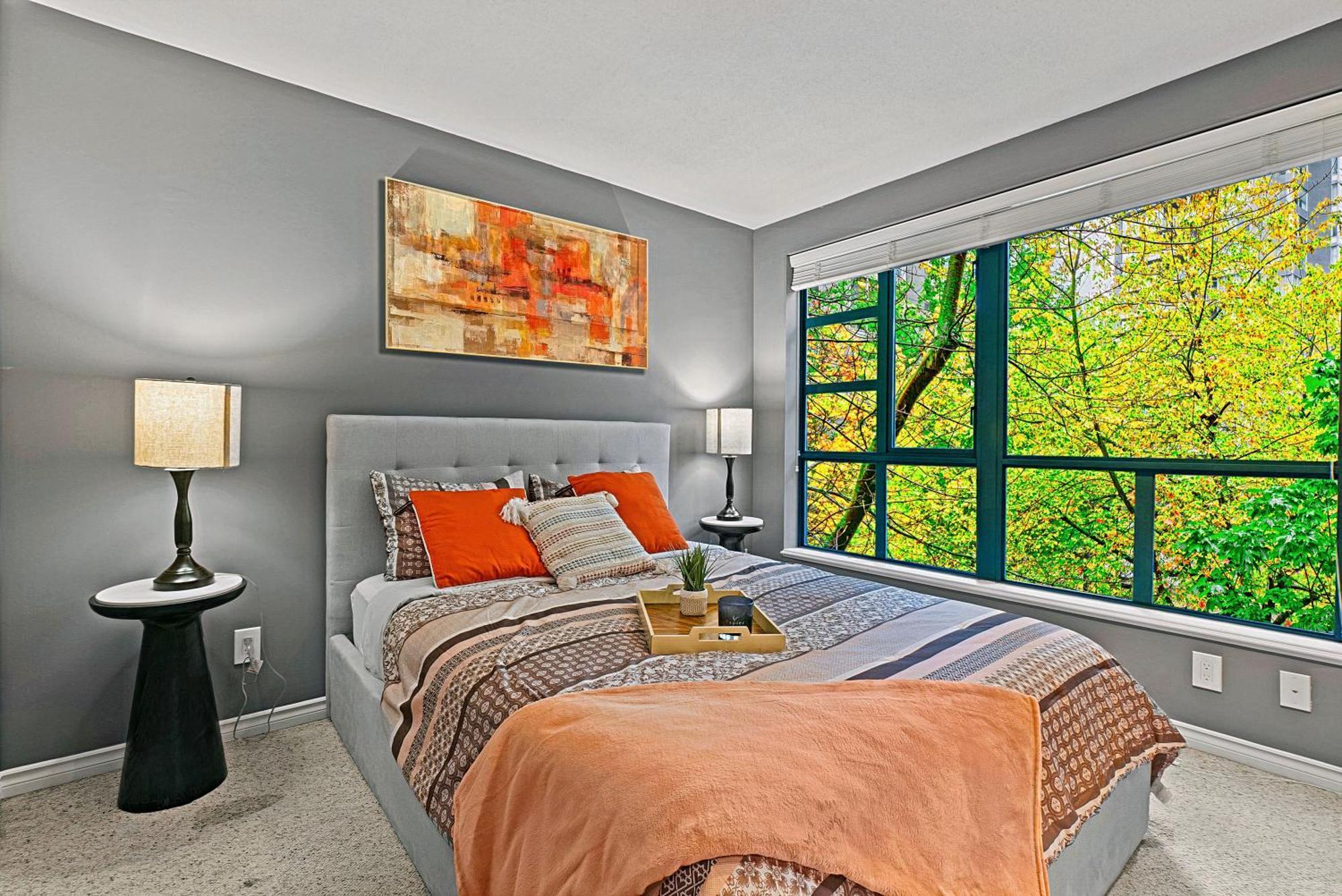 Magnificent 3 Bedroom Duplex In Center Of Yaletown With Fireplace Vancouver