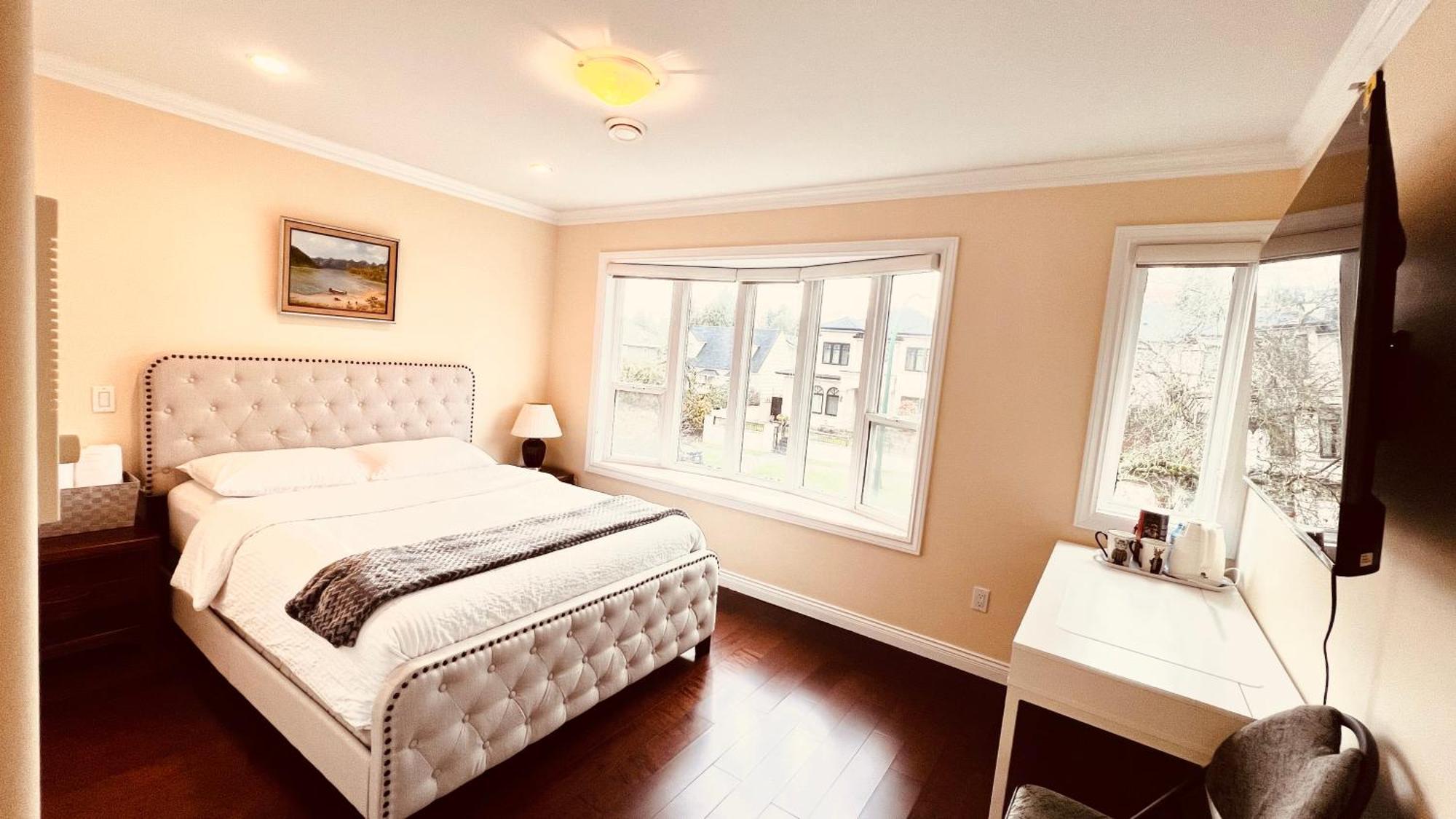 Guest house Coze In Near Yvr